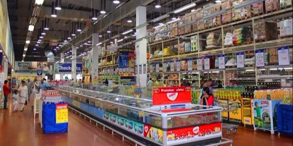 導光管日光照明走進麥德龍超市——索樂圖無電照明系統(tǒng)