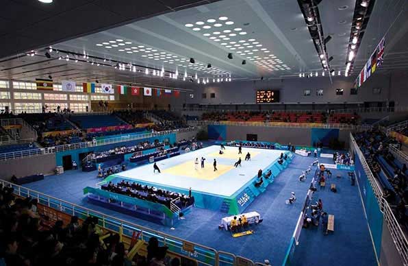 北京奧運會跆拳道場館的索樂圖導光管