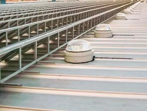 索樂圖導光管照明系統工廠應用案例