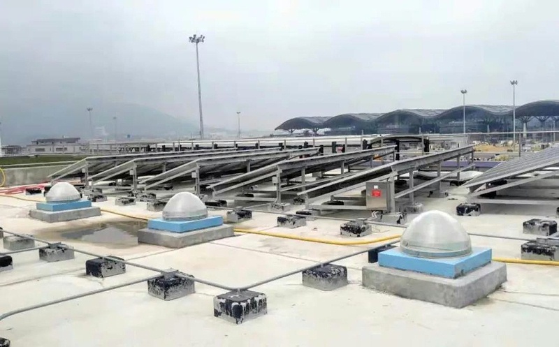 索樂圖導光管采光系統